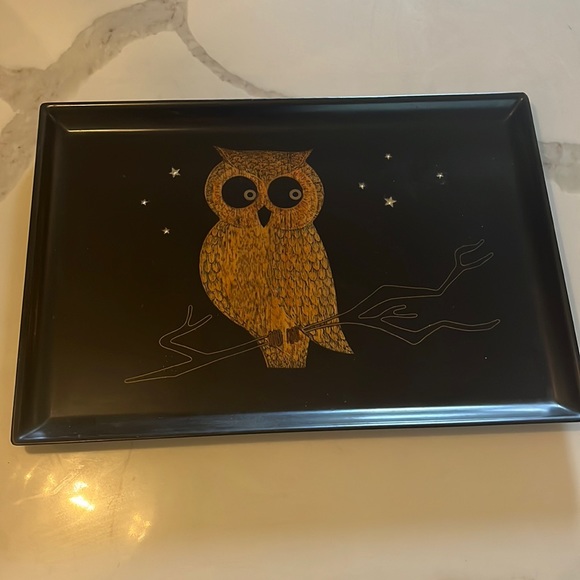 Vintage Other - Vintage MCM - Couroc of Monterey Bakelite dresser top accessory box w/owl inlay